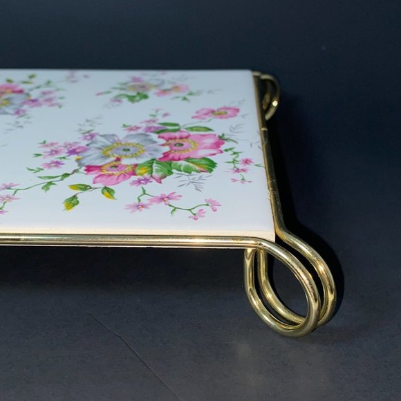 SAJI Vintage Ceramic Footed Trivet Floral Metal Gold Feet - Picture 4 of 6